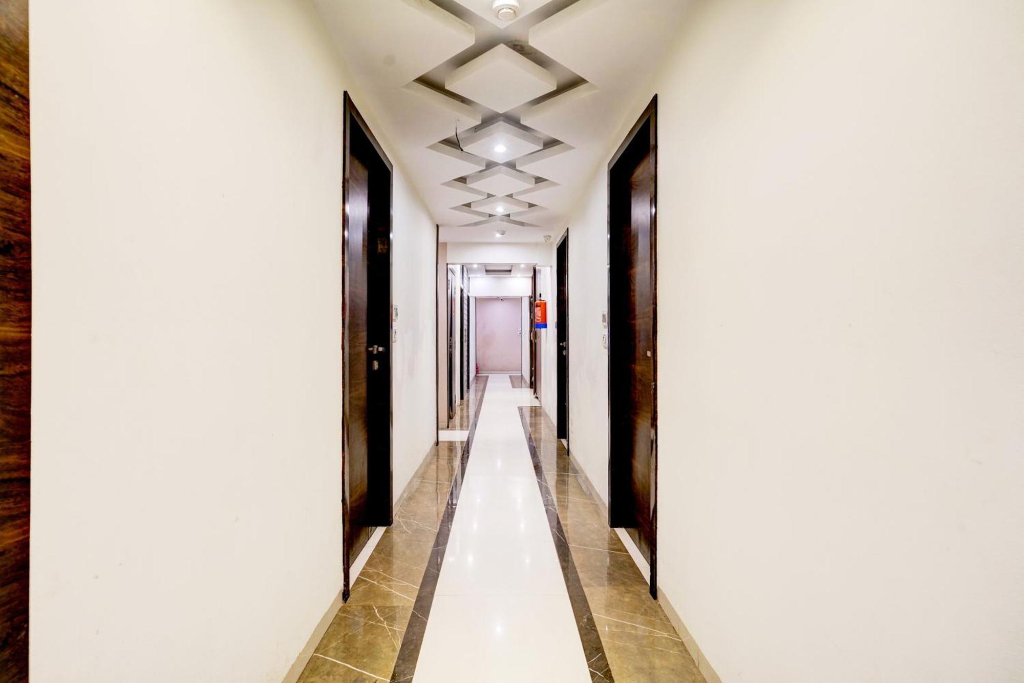 FabHotel Park Palace Mandvi Mumbai Exterior foto